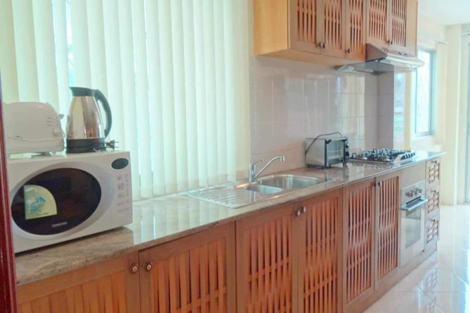 Butterfly Garden Boutique Residence: Luxury Apartments with Spa Baths Pattaya Exterior photo