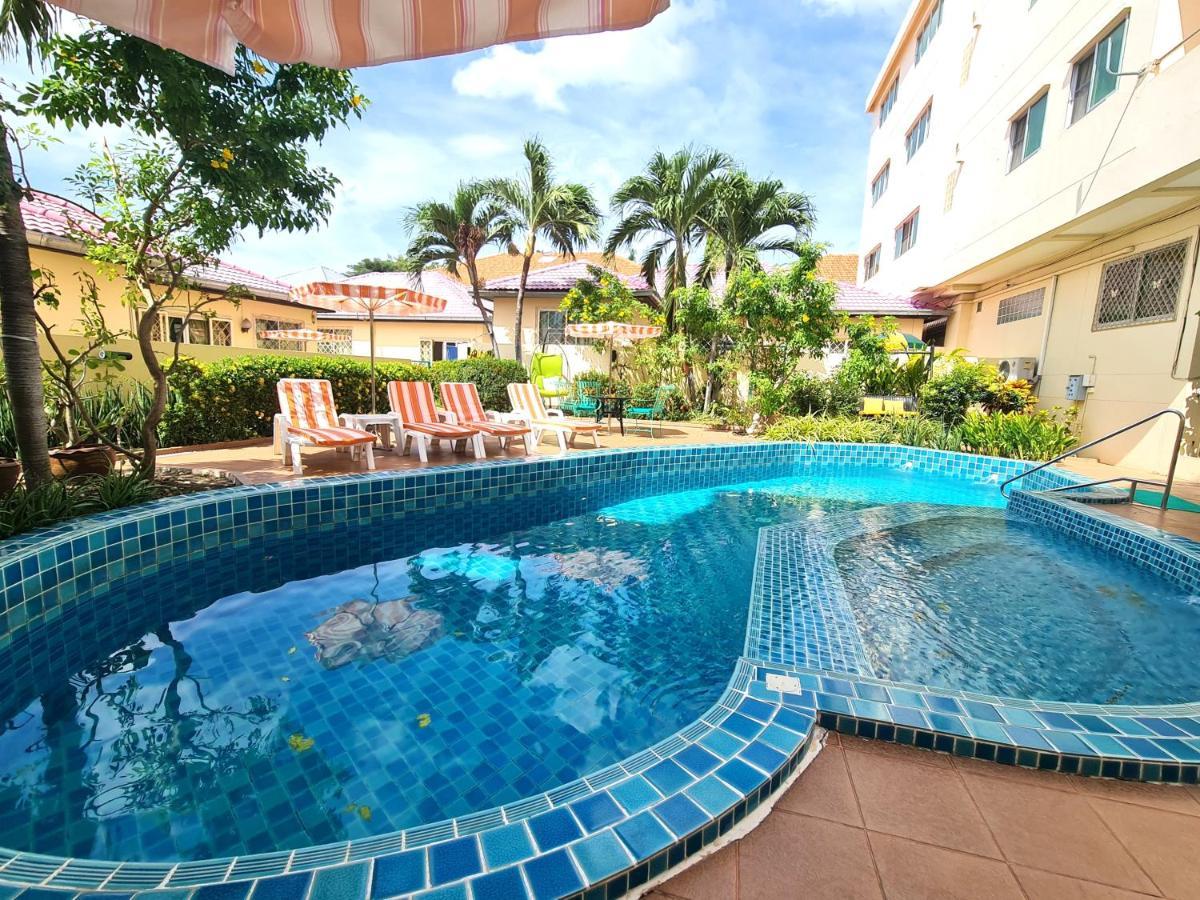 Butterfly Garden Boutique Residence: Luxury Apartments with Spa Baths Pattaya Exterior photo