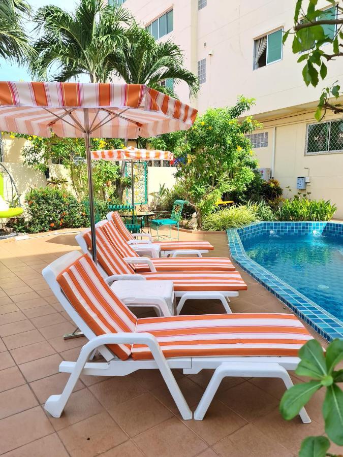 Butterfly Garden Boutique Residence: Luxury Apartments with Spa Baths Pattaya Exterior photo