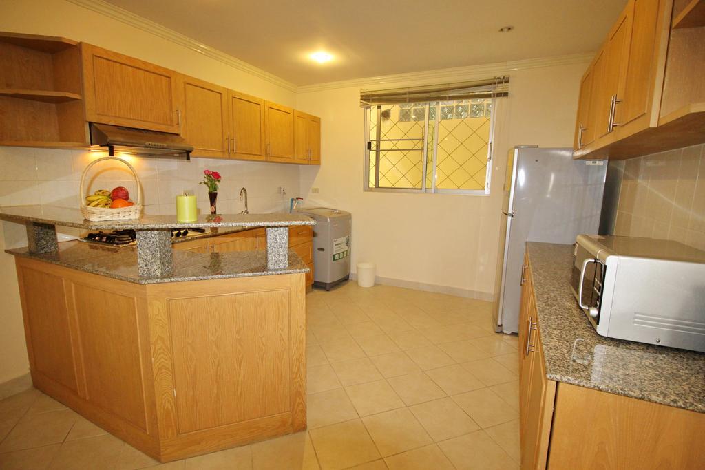 Butterfly Garden Boutique Residence: Luxury Apartments with Spa Baths Pattaya Exterior photo