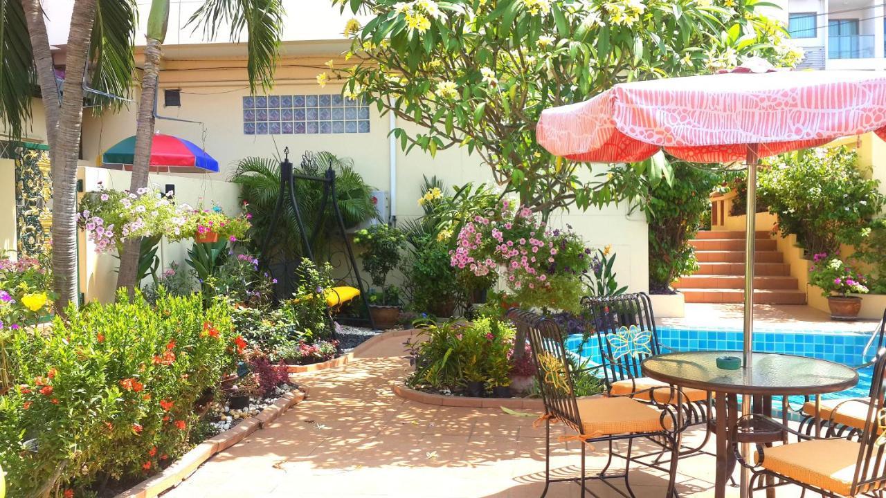 Butterfly Garden Boutique Residence: Luxury Apartments with Spa Baths Pattaya Exterior photo